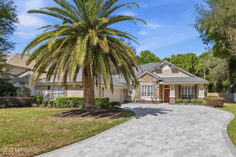 376 N Lombardy Loop, Saint Johns, FL 32259