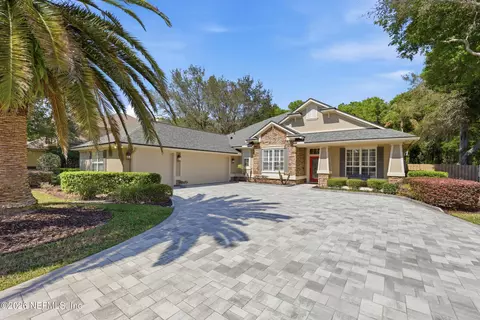 376 N Lombardy Loop, Saint Johns, FL 32259