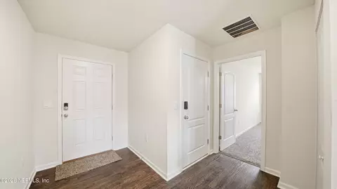 Entry Way - 46 Albacete Rd, Saint Augustine, FL 32084 photo 4 of 5