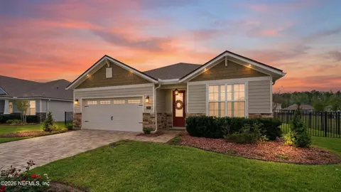 1446 Panther Preserve Pkwy, Jacksonville, FL 32221