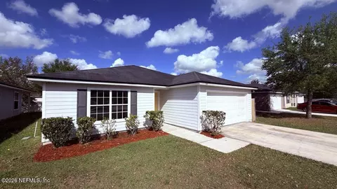 5462 Village Pond Ct, Jacksonville, FL 32210