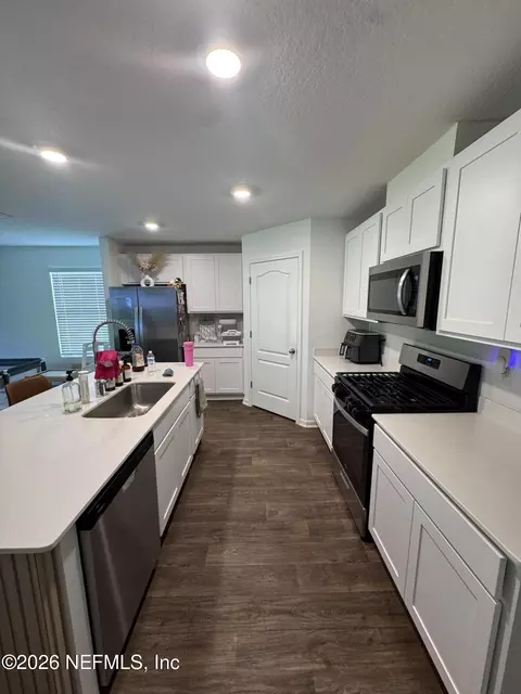 Kitchen - 407 Ardila Cir, Saint Augustine, FL 32084 photo 3 of 3