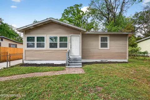 3425 Greenbrier Dr, Jacksonville, FL 32254