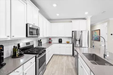 Kitchen - 88 Howell Ct, Saint Augustine, FL 32092 photo 1 of 2