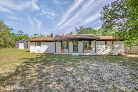 7392 S Yellow Pine Cir, Glen Saint Mary, FL 32040