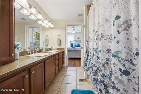 Bath - 18 Estey St, Saint Augustine, FL 32084 photo 2 of 3