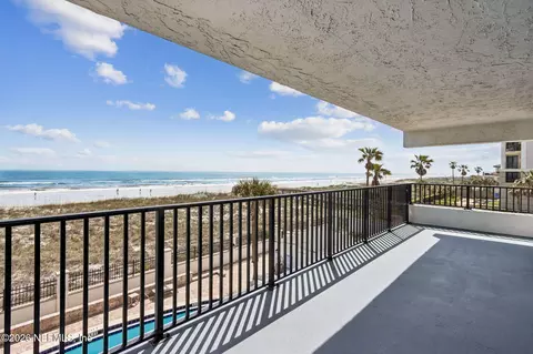 275 1st St S #304, Jacksonville Beach, FL 32250