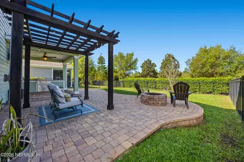 Exterior - 112 Bluffton Ct, Saint Augustine, FL 32092 photo 9 of 12