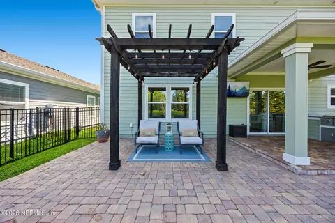 Exterior - 112 Bluffton Ct, Saint Augustine, FL 32092 photo 10 of 12