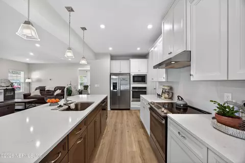 Kitchen - 1244 Terra Pines Blvd, Saint Augustine, FL 32092 photo 4 of 5