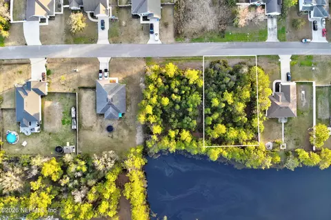 316 Crystal Lake Dr, Saint Augustine, FL 32084 photo 4