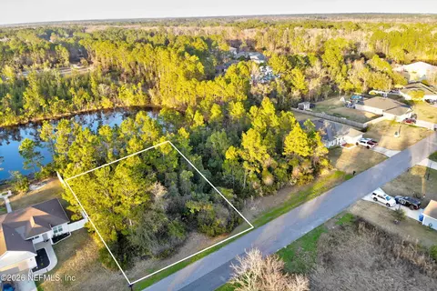 316 Crystal Lake Dr, Saint Augustine, FL 32084 photo 5