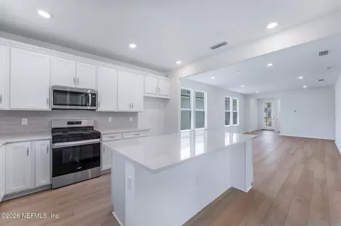 Entry Way - 614 Ecliptic Loop, Yulee, FL 32097 photo 3 of 4