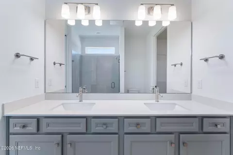 Bath - 614 Ecliptic Loop, Yulee, FL 32097 photo 1 of 4