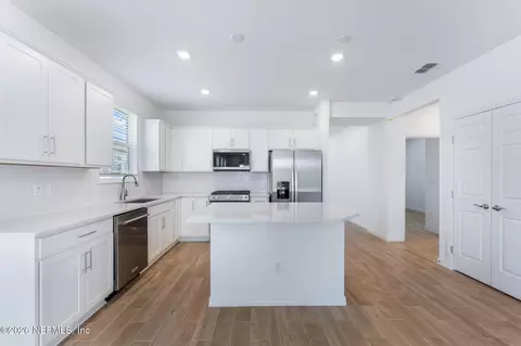 Kitchen - 261 Ecliptic Loop, Yulee, FL 32097 photo 3 of 6