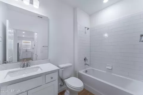 Bath - 261 Ecliptic Loop, Yulee, FL 32097 photo 3 of 3