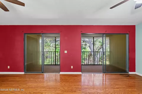 Living - 36 Navarra Ct, Saint Augustine, FL 32086 photo 3 of 6