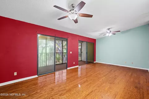 Living - 36 Navarra Ct, Saint Augustine, FL 32086 photo 2 of 6