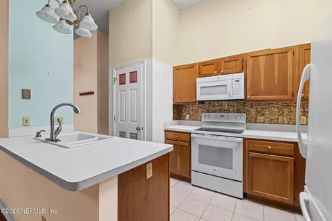 Kitchen - 36 Navarra Ct, Saint Augustine, FL 32086 photo 2 of 3
