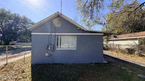 2202 W 1st St, Jacksonville, FL 32209