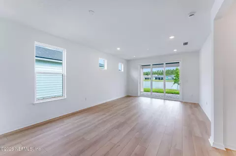 Living - 401 Tranquil Trail Cir, Yulee, FL 32097 photo 1 of 7