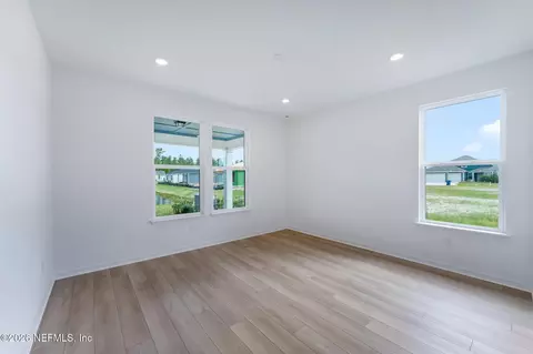 Living - 401 Tranquil Trail Cir, Yulee, FL 32097 photo 7 of 7