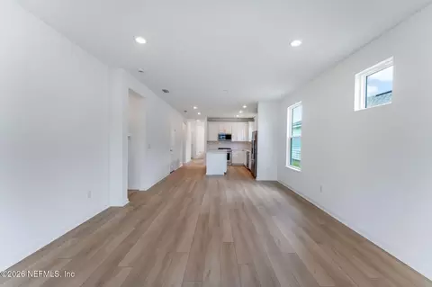 Living - 401 Tranquil Trail Cir, Yulee, FL 32097 photo 5 of 7