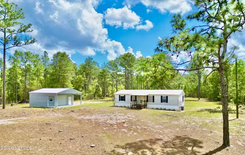 175 Whirlwind Loop Loop, Hawthorne, FL 32640