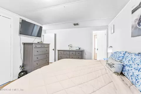 Bedroom - 524 Horseshoe Rd, Saint Augustine, FL 32084 photo 2 of 5