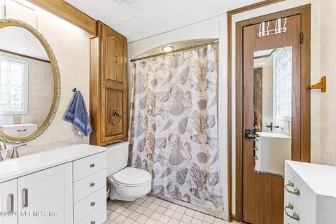 Bath - 524 Horseshoe Rd, Saint Augustine, FL 32084 photo 1 of 2