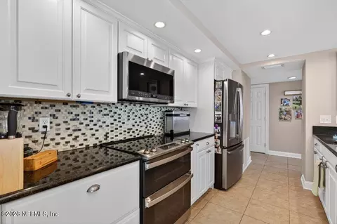 Kitchen - 6170 A1a #215, Saint Augustine, FL 32080 photo 5 of 6