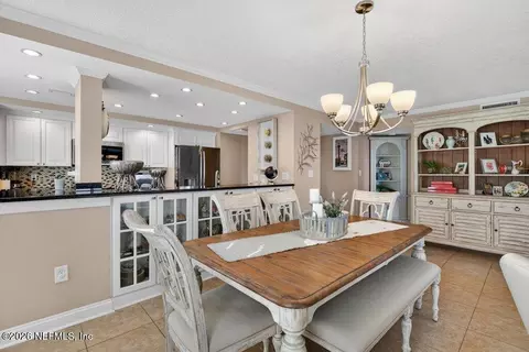 Dining - 6170 A1a #215, Saint Augustine, FL 32080 photo 2 of 5