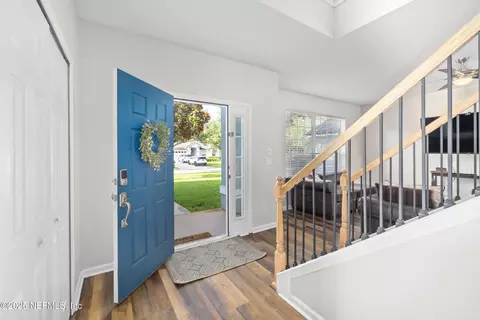 Entry Way - 708 Flowers St, Saint Augustine, FL 32092 photo 2 of 5