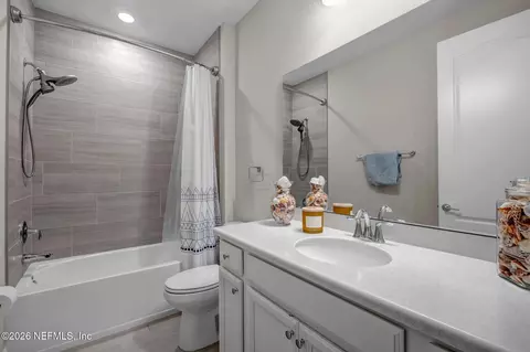 Bath - 196 Silver Reef Ln, Saint Augustine, FL 32095 photo 4 of 4