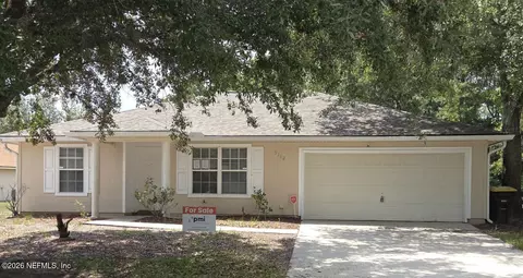 3762 Lauren Oak Ln E, Jacksonville, FL 32221