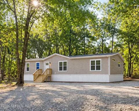 5533 Arapaho St, Keystone Heights, FL 32656