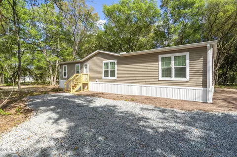 5533 Arapaho St, Keystone Heights, FL 32656