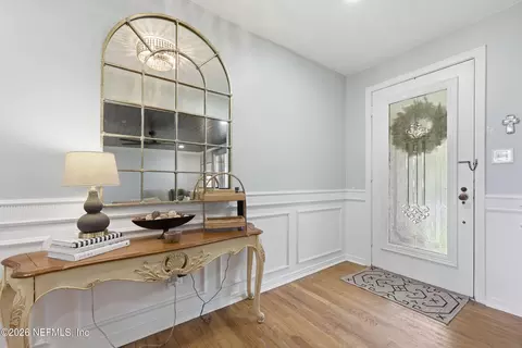 Entry Way - 1244 Glengarry Rd, Jacksonville, FL 32207 photo 1 of 2