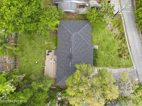 View/Area - 1244 Glengarry Rd, Jacksonville, FL 32207 photo 4 of 8