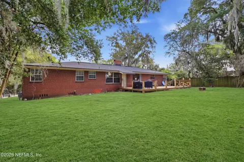 Exterior - 1244 Glengarry Rd, Jacksonville, FL 32207 photo 3 of 5