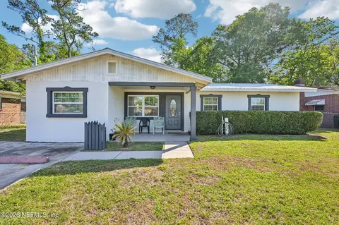 6471 Kinlock Dr, Jacksonville, FL 32219