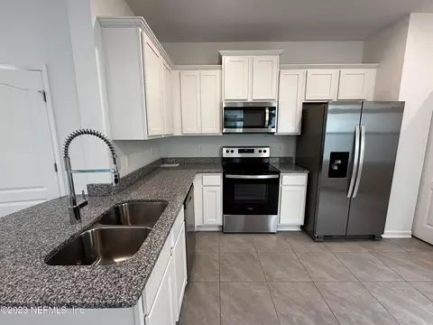 Kitchen - 409 Talulla Trl, Saint Augustine, FL 32095 photo 2 of 5