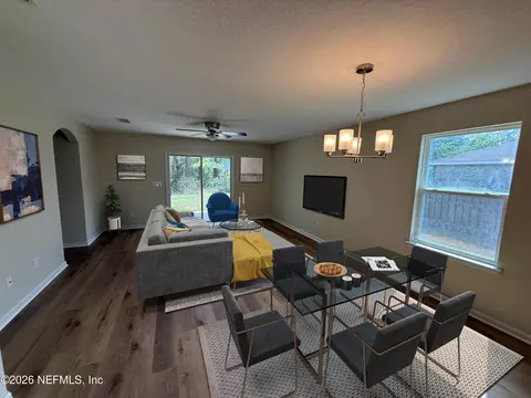 Living - 5980 Sands Pointe Dr, Macclenny, FL 32063 photo 2 of 10