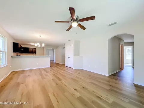 Living - 5980 Sands Pointe Dr, Macclenny, FL 32063 photo 9 of 10