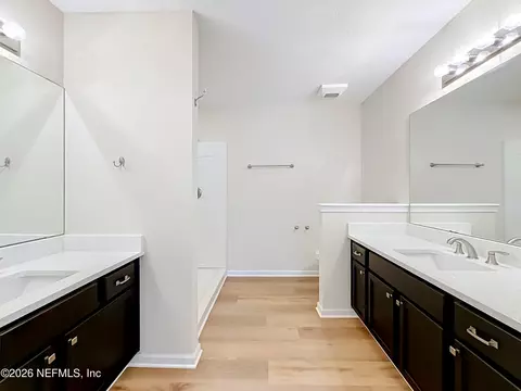 Bath - 5980 Sands Pointe Dr, Macclenny, FL 32063 photo 1 of 4