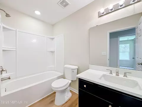 Bath - 5980 Sands Pointe Dr, Macclenny, FL 32063 photo 4 of 4