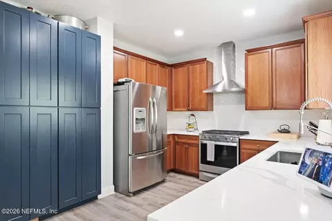 Kitchen - 2109 Fox Tail Ct, Saint Augustine, FL 32092 photo 2 of 3