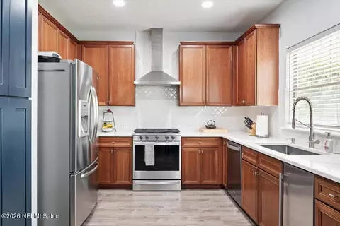 Kitchen - 2109 Fox Tail Ct, Saint Augustine, FL 32092 photo 3 of 3