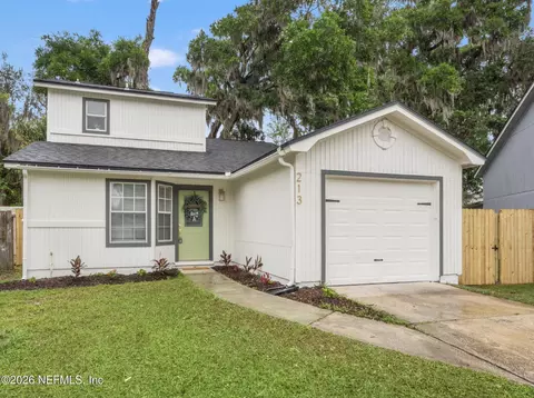 213 Aquarius Cir N, Jacksonville, FL 32216