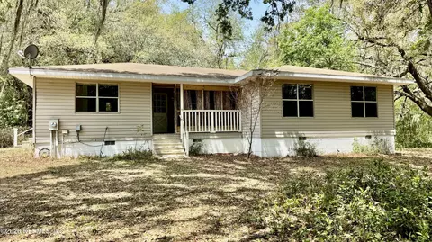 116 James Ave, Interlachen, FL 32148